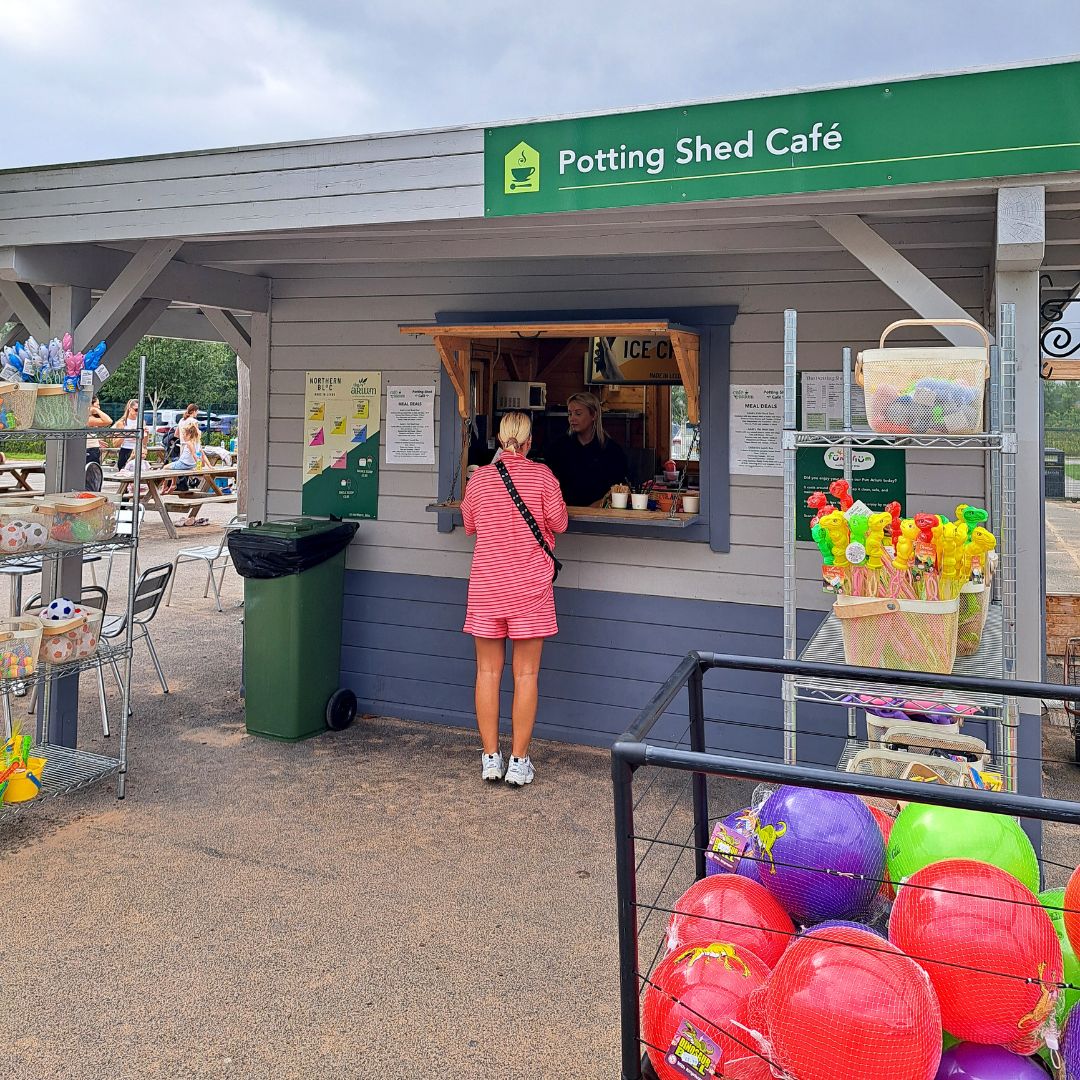 Image of the Potting Shed outdoor cafe kiosk